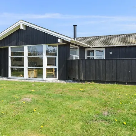 Thorin - 100m From The Sea By Interhome Sæby